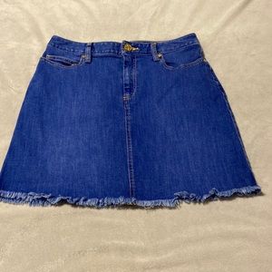 Lilly Pulitzer- Size 2 - Denim Skirt - frayed on the bottom